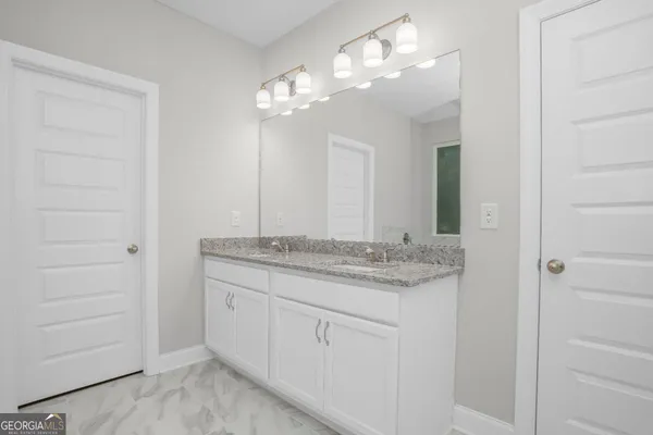 $499,990 | 2231 Fox Creek Drive, Haddock, GA 31033