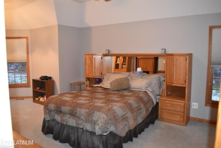 9615 Bartel Road Columbus, MI 48063 - Photo 26 of 44 31365926-25.JPG