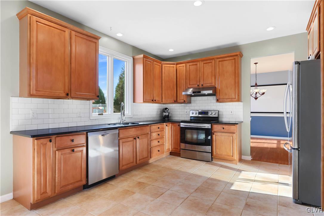 948 Kressler Road Allentown, PA 18103 - Photo 21 of 57 Gallery Image 21