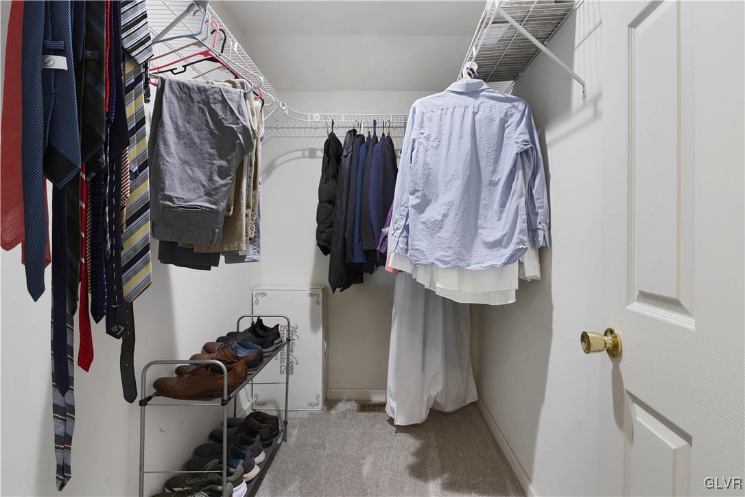 948 Kressler Road Allentown, PA 18103 - Photo 35 of 57 2nd Walk-in Closet