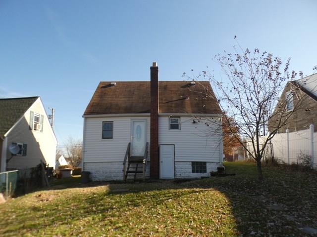 120 Graham Avenue North Versailles, PA 15137 - Photo 3 of 15