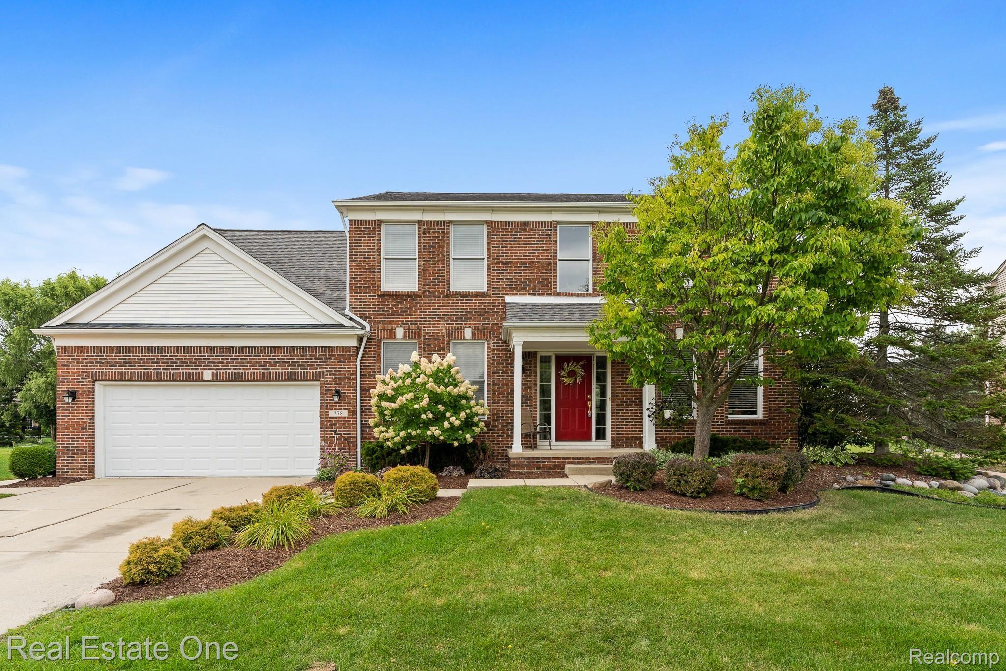 778 Caribou Court Rochester, MI 48307 - Photo 1 of 41 Caribou MLS-W032.jpg
