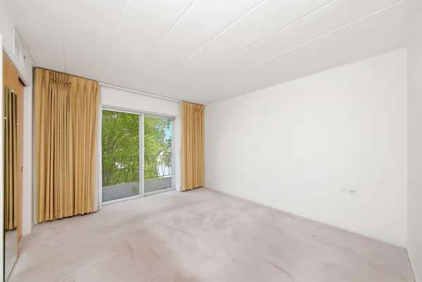$209,900 | 5300 Walnut Avenue, Unit 23C, Downers Grove, IL 60515