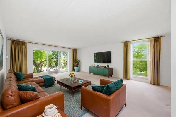 $209,900 | 5300 Walnut Avenue, Unit 23C, Downers Grove, IL 60515