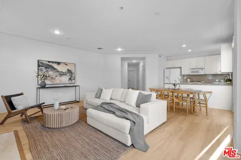 $899,000 | 1100 South Clark Drive, Unit 203, Los Angeles, CA 90035