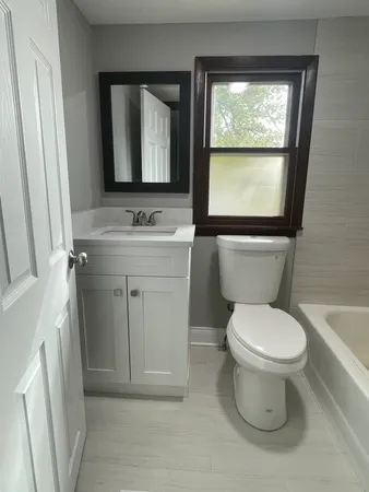$399,000 | 321 Janet Avenue, Darien, IL 60561