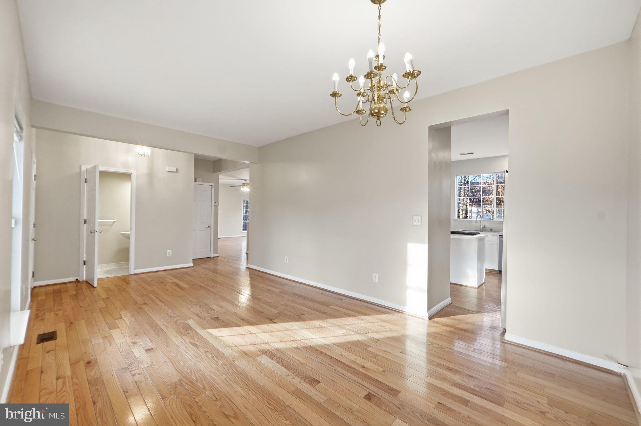 2685 Pheasant Hunt Road Woodbridge, VA 22192 - Photo 10 of 40