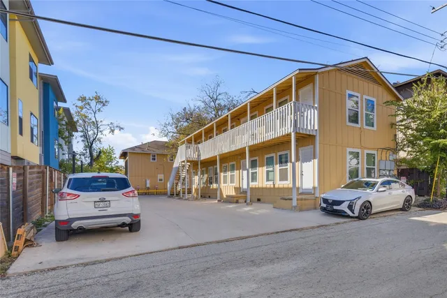$199,000 | 204 East 30th Street, Unit 201, Austin, TX 78705
