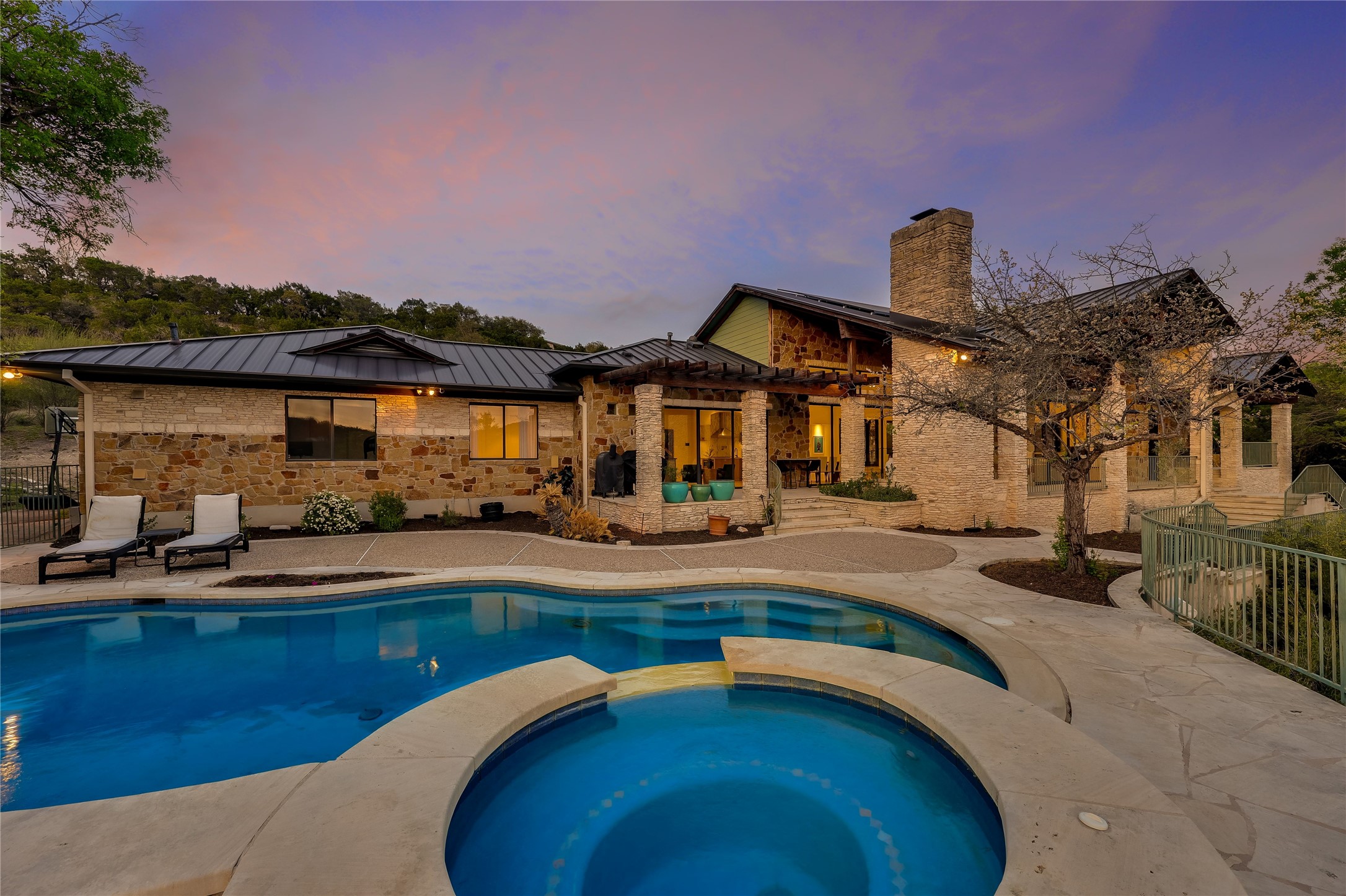 1016 Wild Basin Ledge Austin, TX 78746 - Photo 30 of 38