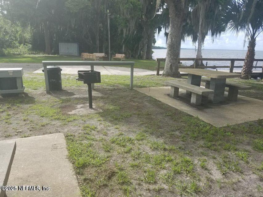 212 Atkins Road Georgetown, FL 32139 - Photo 12 of 20 a view of outdoor space with seating area