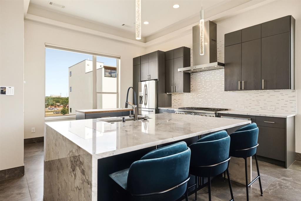 4928 Blaynes Road The Colony, TX 75056 - Photo 5 of 38