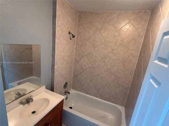 $219,000 | 770 Broone, Clermont, FL 34711