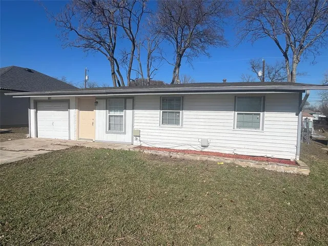 $1,625 | 607 East Miller Road, Garland, TX 75041