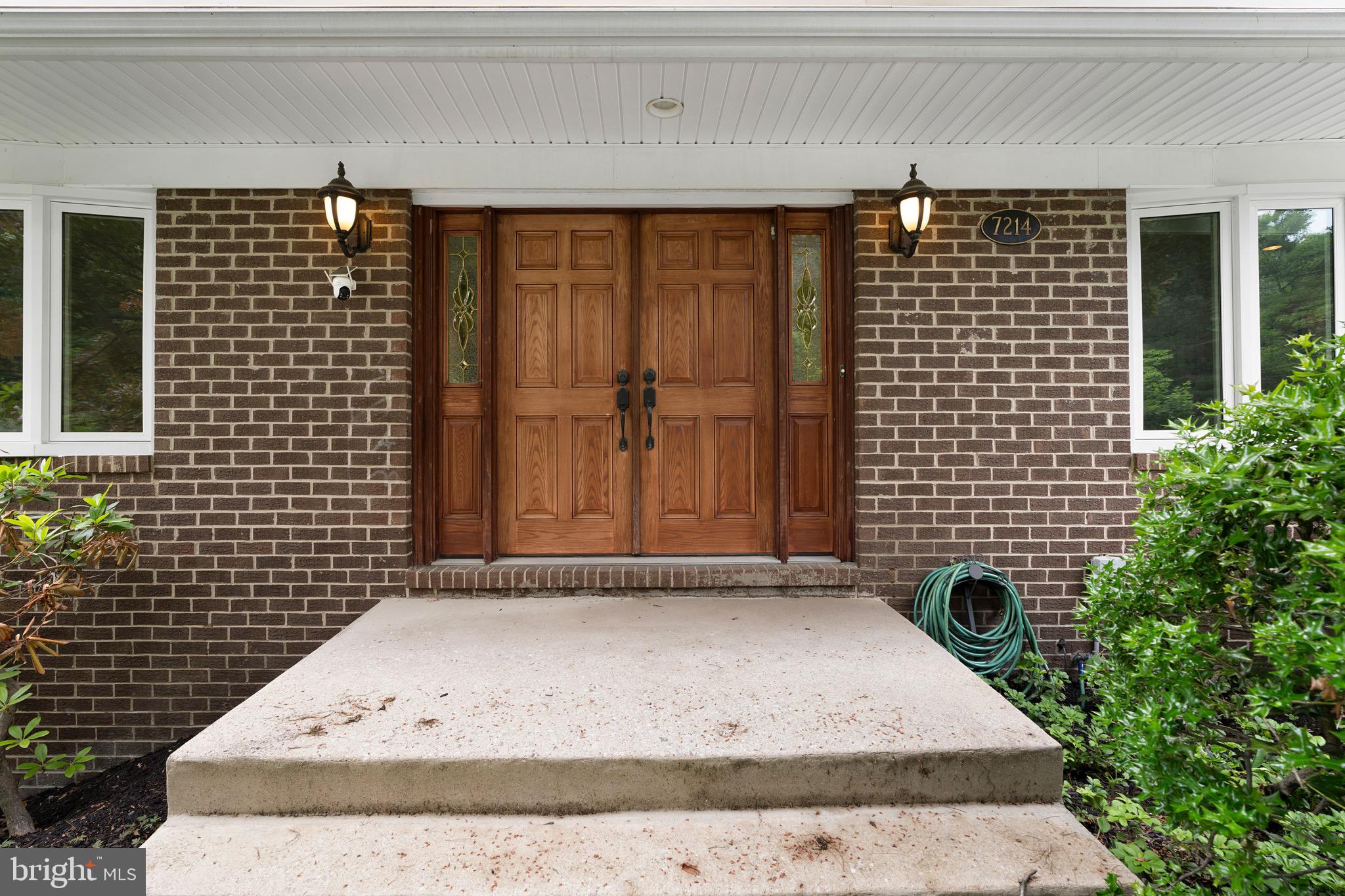 7214 Verbena Road Baltimore, MD 21209 - Photo 4 of 50 Front entrance