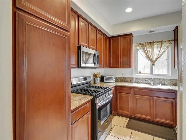 $799,999 | 619 Realty Street, Carson, CA 90745