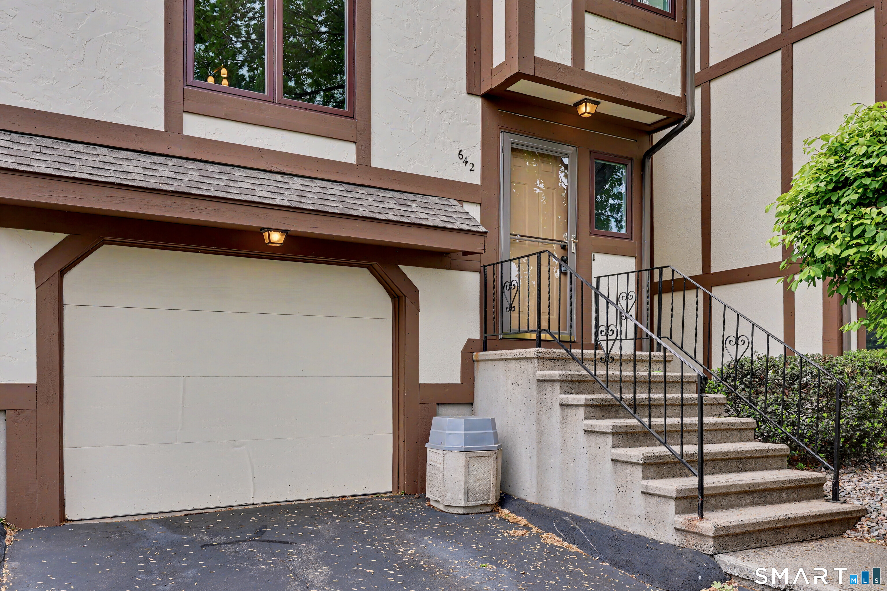 690 Forest Road, Unit 642 West Haven, CT 06516 - Photo 34 of 40 Easy trash pickup right outside your door. Love that practical, secure container!