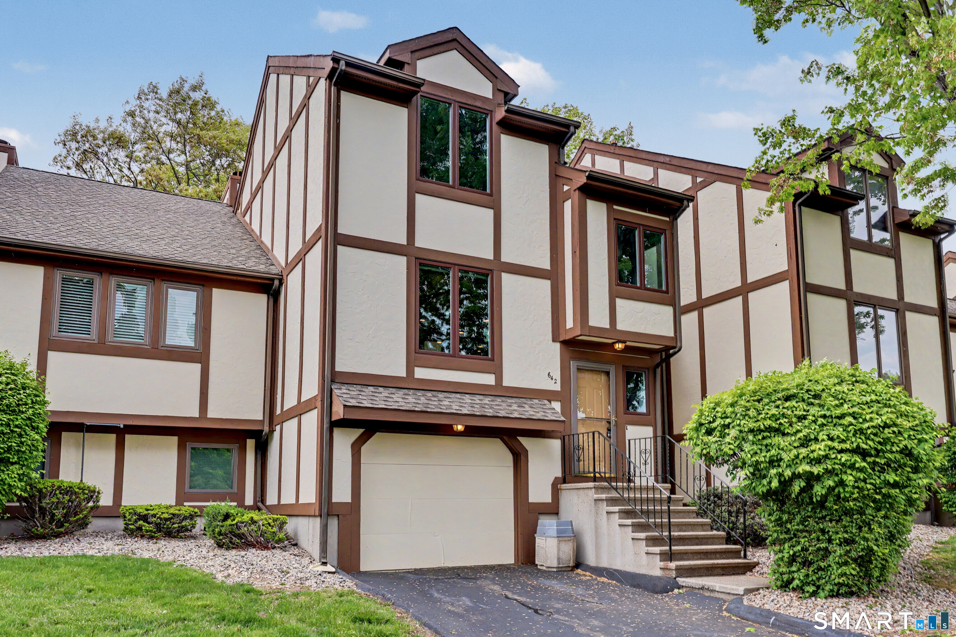 690 Forest Road, Unit 642 West Haven, CT 06516 - Photo 5 of 40 Your private retreat awaits! Tucked towards the back of the complex, this tri-level townhome has everything you have been wishing for! Let's go back inside to see some more!