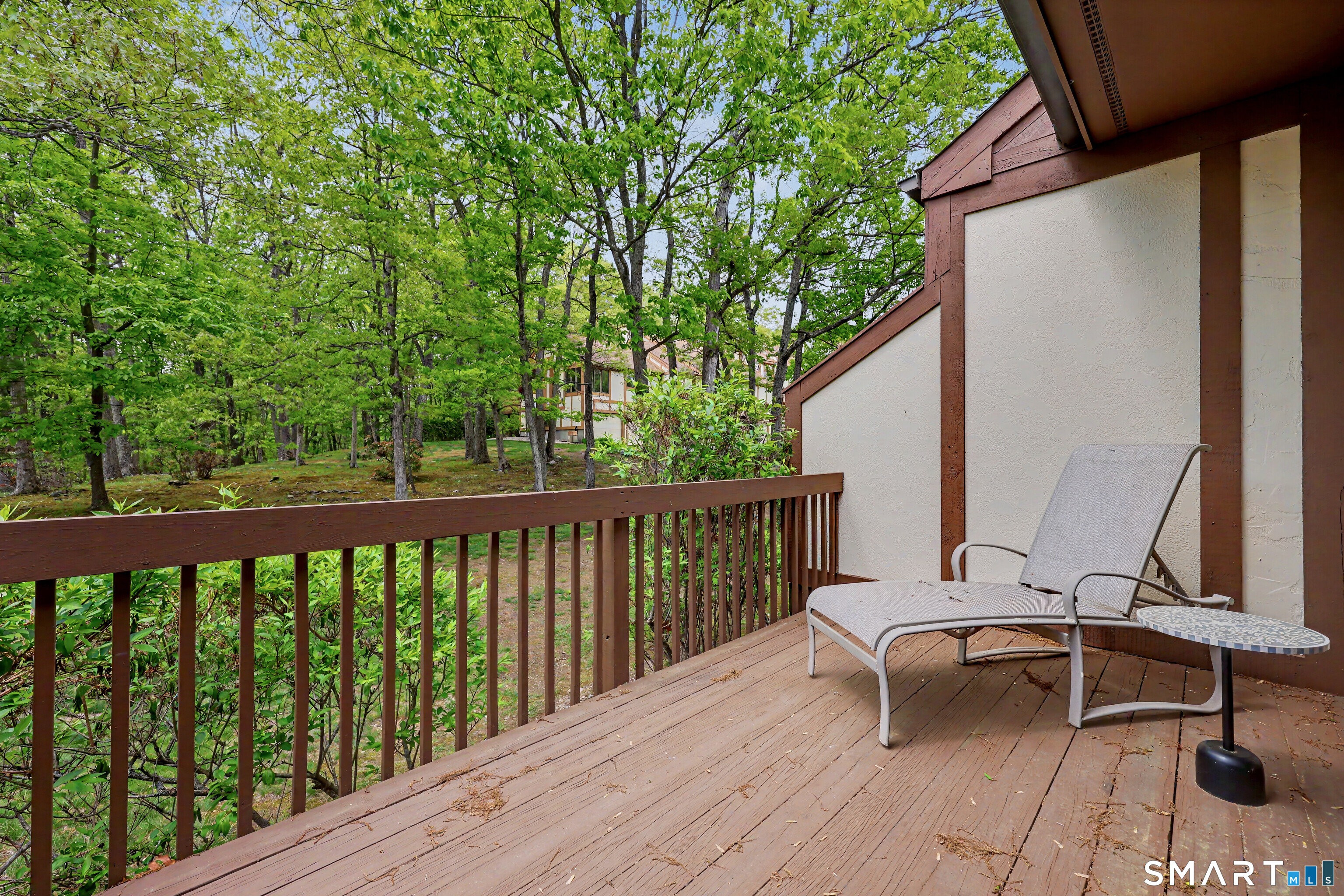 690 Forest Road, Unit 642 West Haven, CT 06516 - Photo 9 of 40 Sweet spot for an afternoon nap!