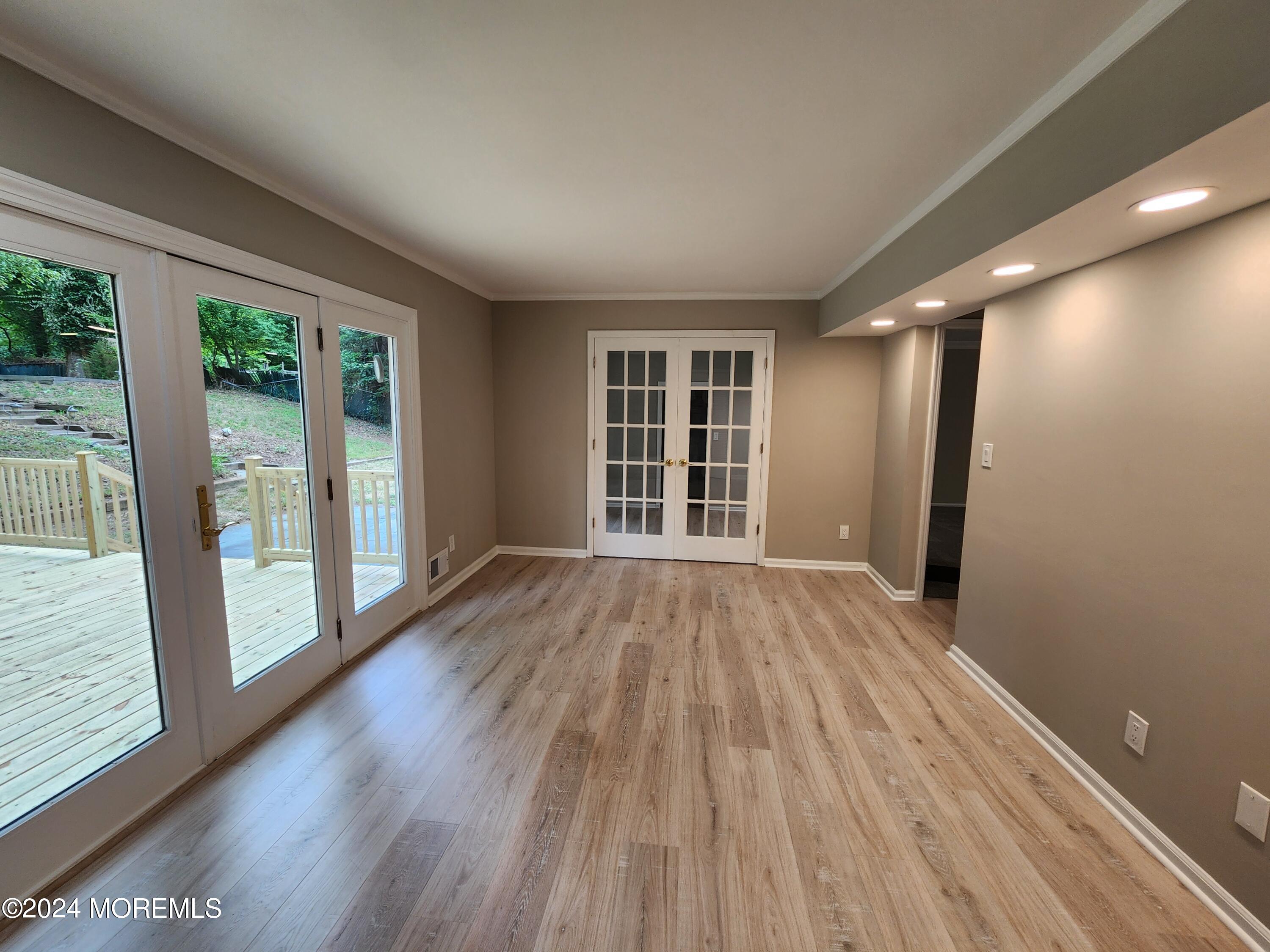 75 Robertsville Road Marlboro, NJ 07746 - Photo 12 of 38 20240731_095738