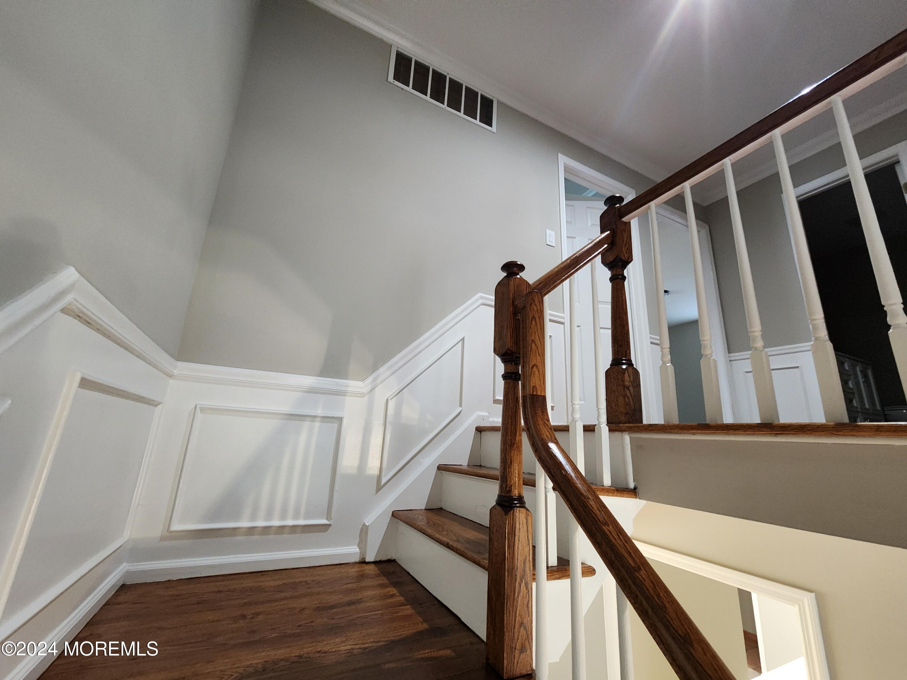 75 Robertsville Road Marlboro, NJ 07746 - Photo 21 of 38 20240731_100121