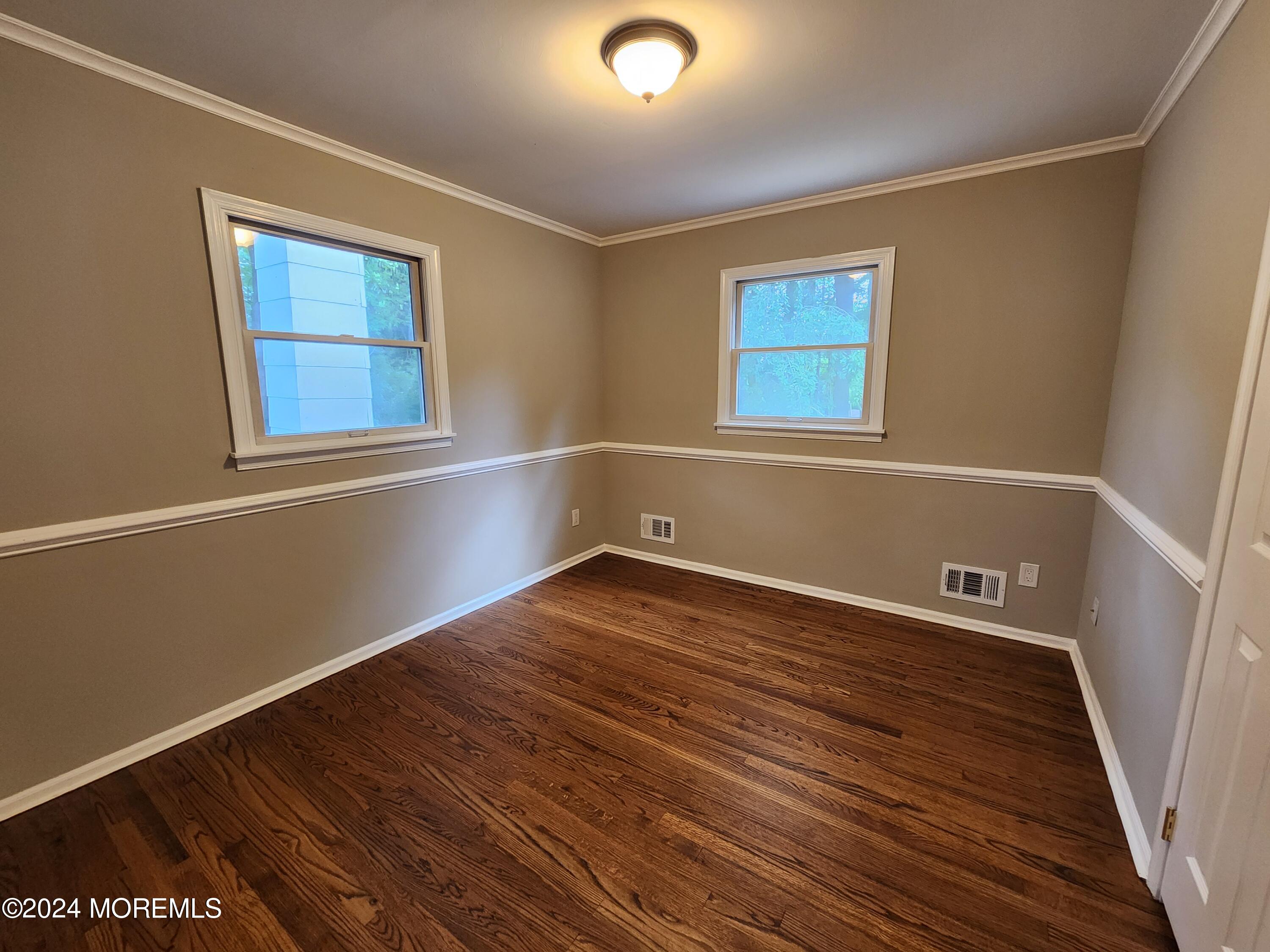 75 Robertsville Road Marlboro, NJ 07746 - Photo 25 of 38 20240731_100642