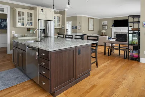 $5,700 | 131 Greystone Terrace, Portsmouth, RI 02871