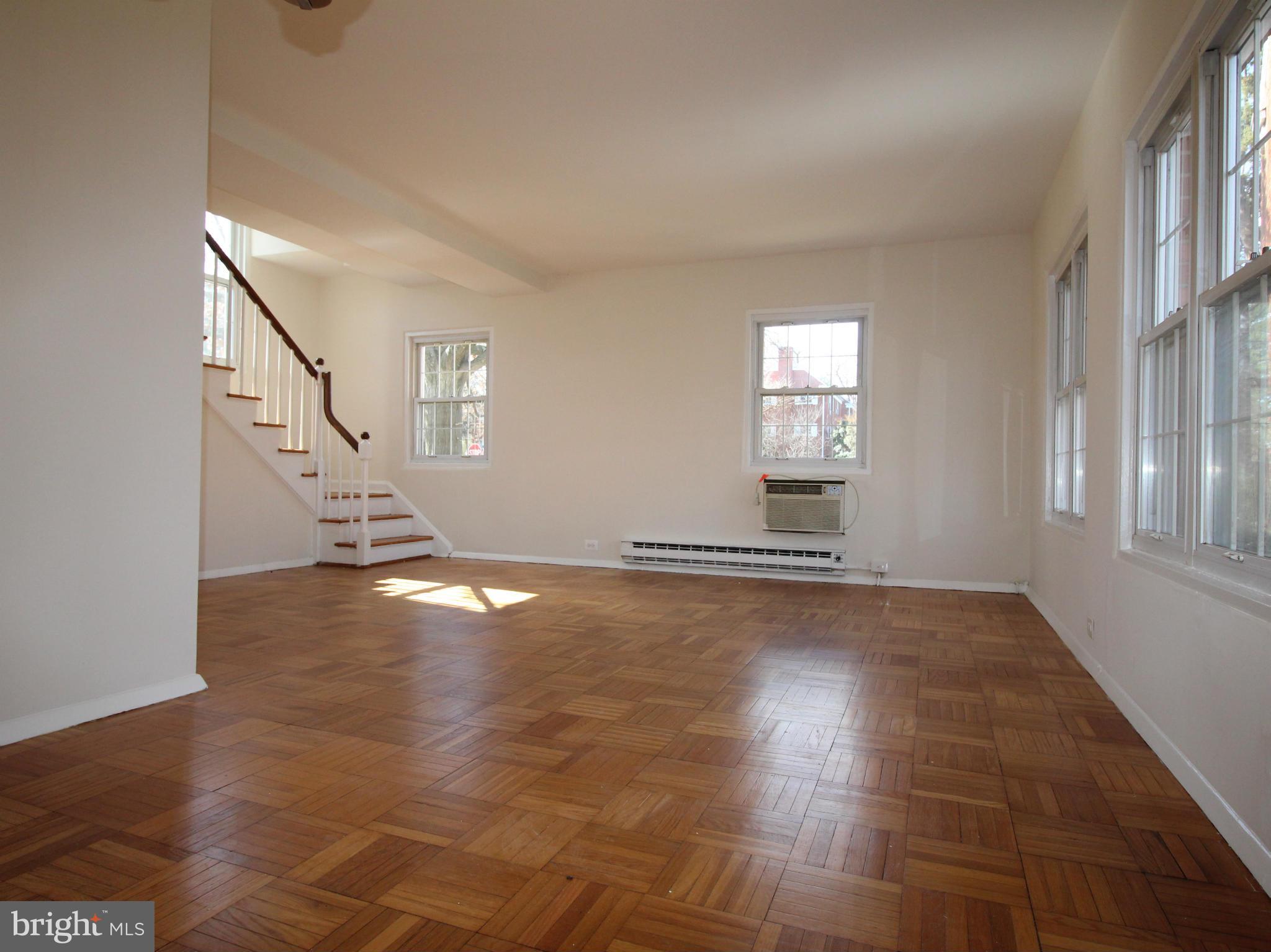1637 Ripon Place Alexandria, VA 22302 - Photo 3 of 9 Interior (General)