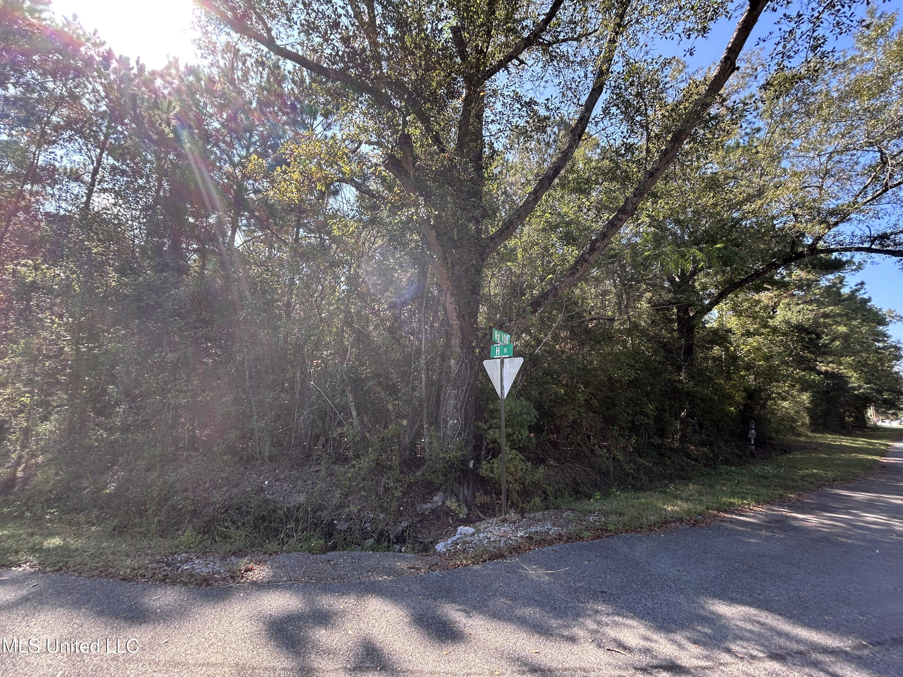 F Street Diberville, MS 39540 - Photo 2 of 6 EAE48B0F-C713-4B7B-8060-85BCC6226A09