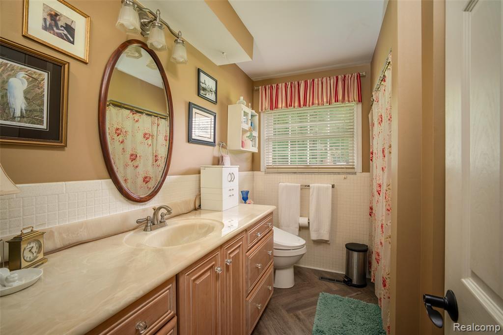 9404 North River Road Algonac, MI 48001 - Photo 18 of 37