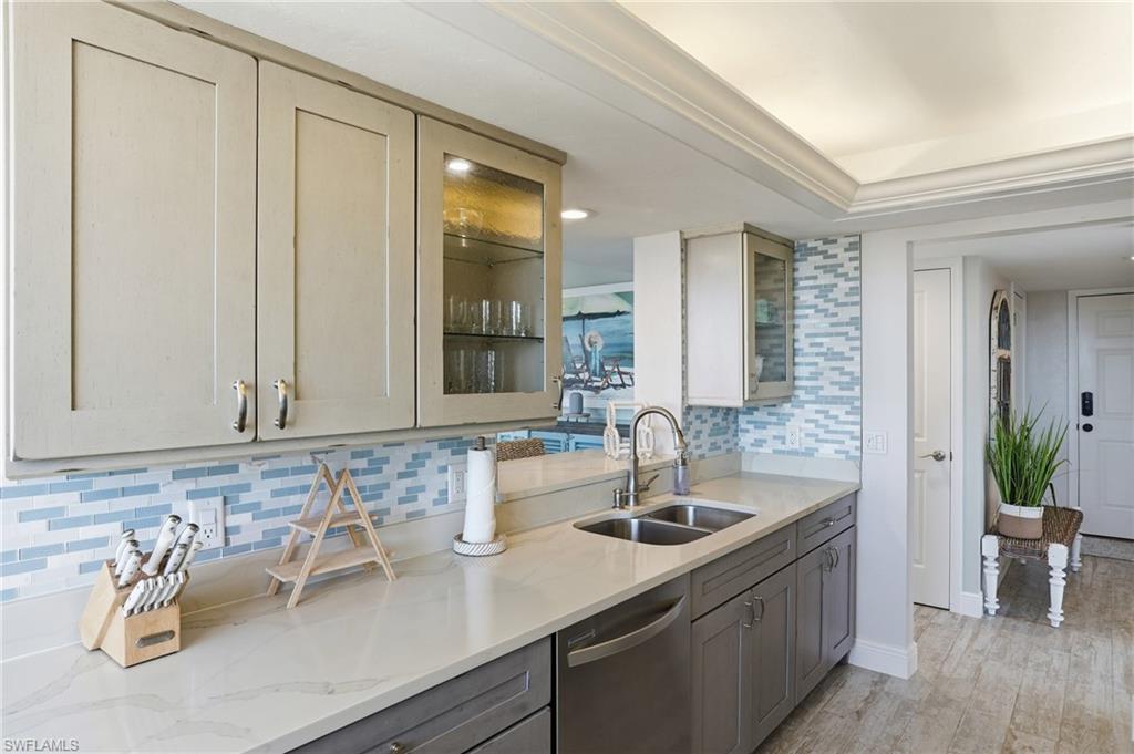 17 Bluebill Avenue, Unit 1101 Naples, FL 34108 - Photo 9 of 20