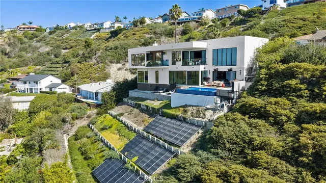 $5,895,000 | 606 East Avenida San Juan, San Clemente, CA 92672