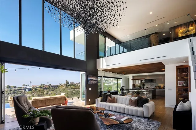 $5,895,000 | 606 East Avenida San Juan, San Clemente, CA 92672