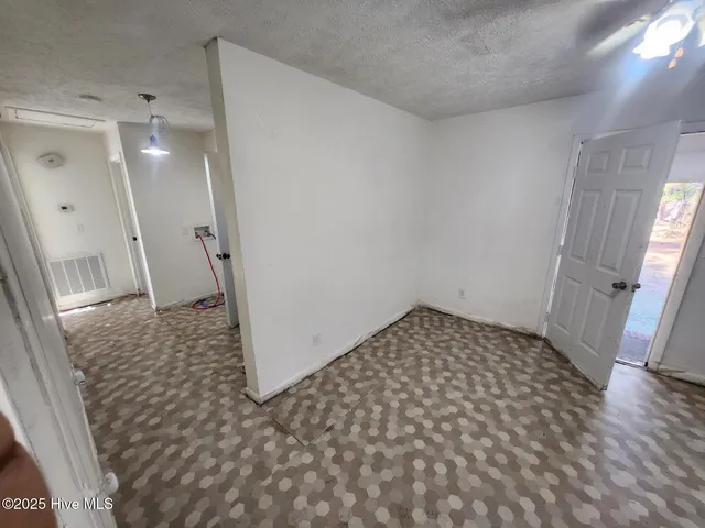 $170,000 | 616 North Pine Street, Roseboro, NC 28382