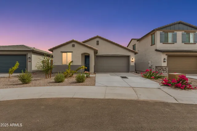 $309,000 | 25237 West Huntington Drive, Buckeye, AZ 85326