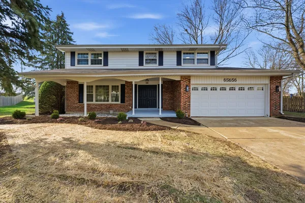 $599,850 | 6S656 Avon Court, Naperville, IL 60540