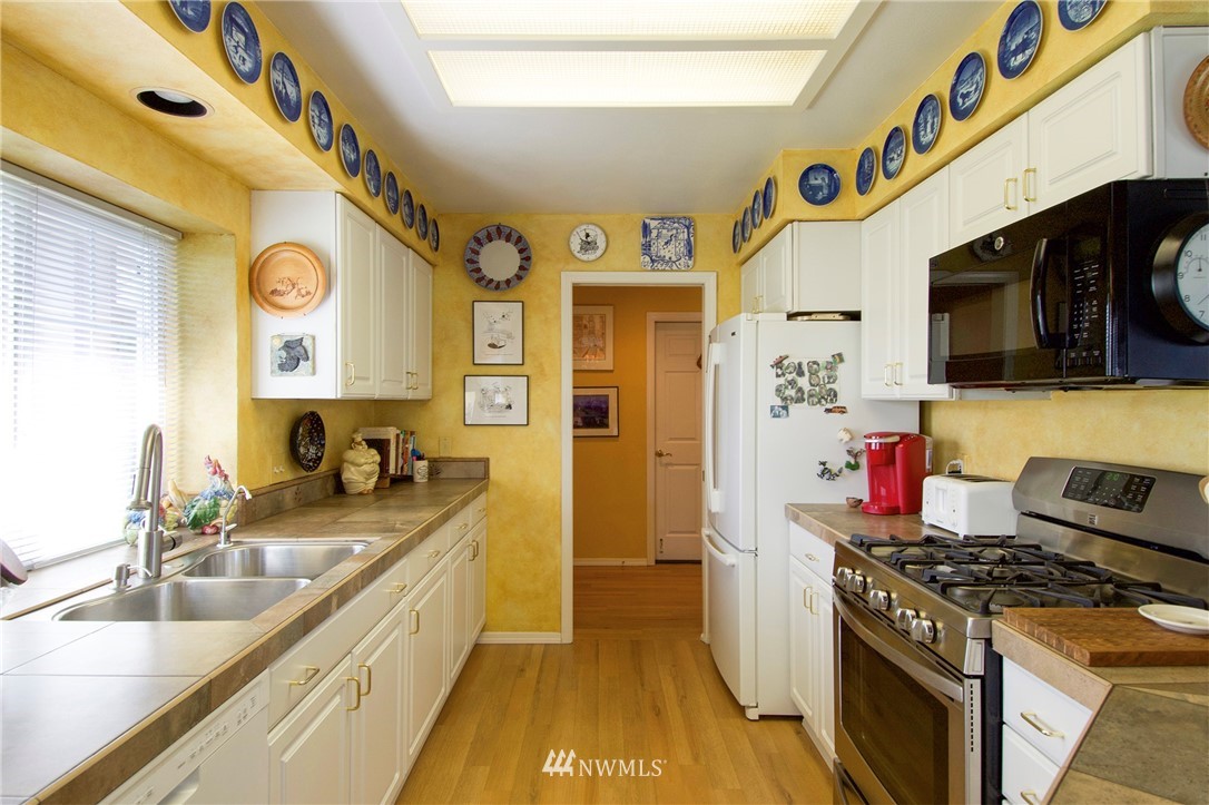 630 West Minstrel Road Sequim, WA 98382 - Photo 3 of 40 Gallery Image 3