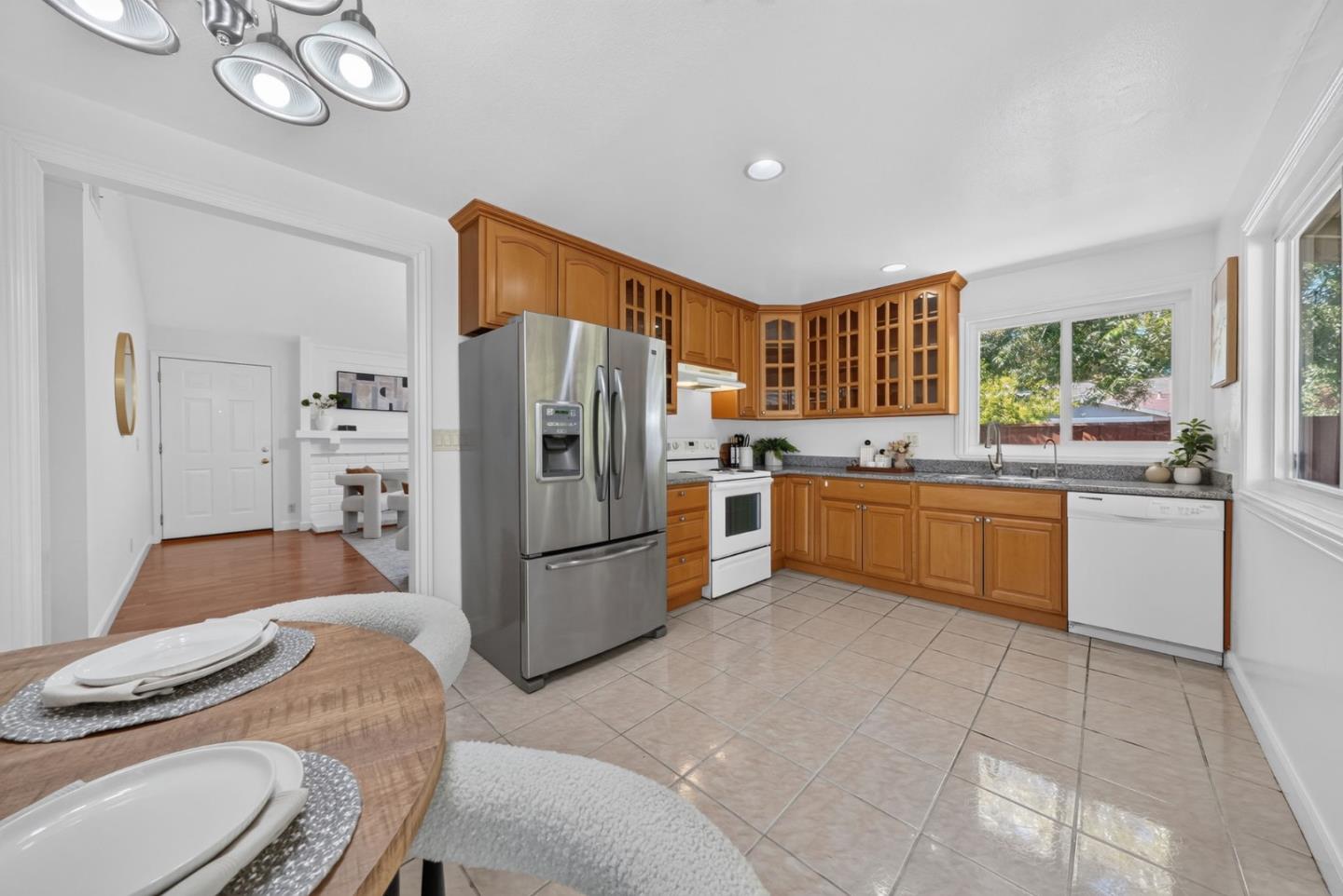 2422 Ridgeglen Way San Jose, CA 95133 - Photo 14 of 53 Gallery Image 14