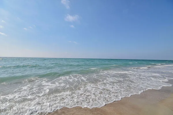 $1,650 | 301 Commerce Way, Unit 329, Atlantic Beach, NC 28512