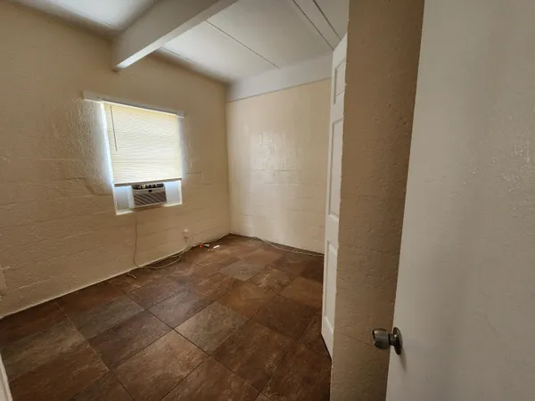$1,350 | 620 20th Street, Unit 3, West Palm Beach, FL 33407