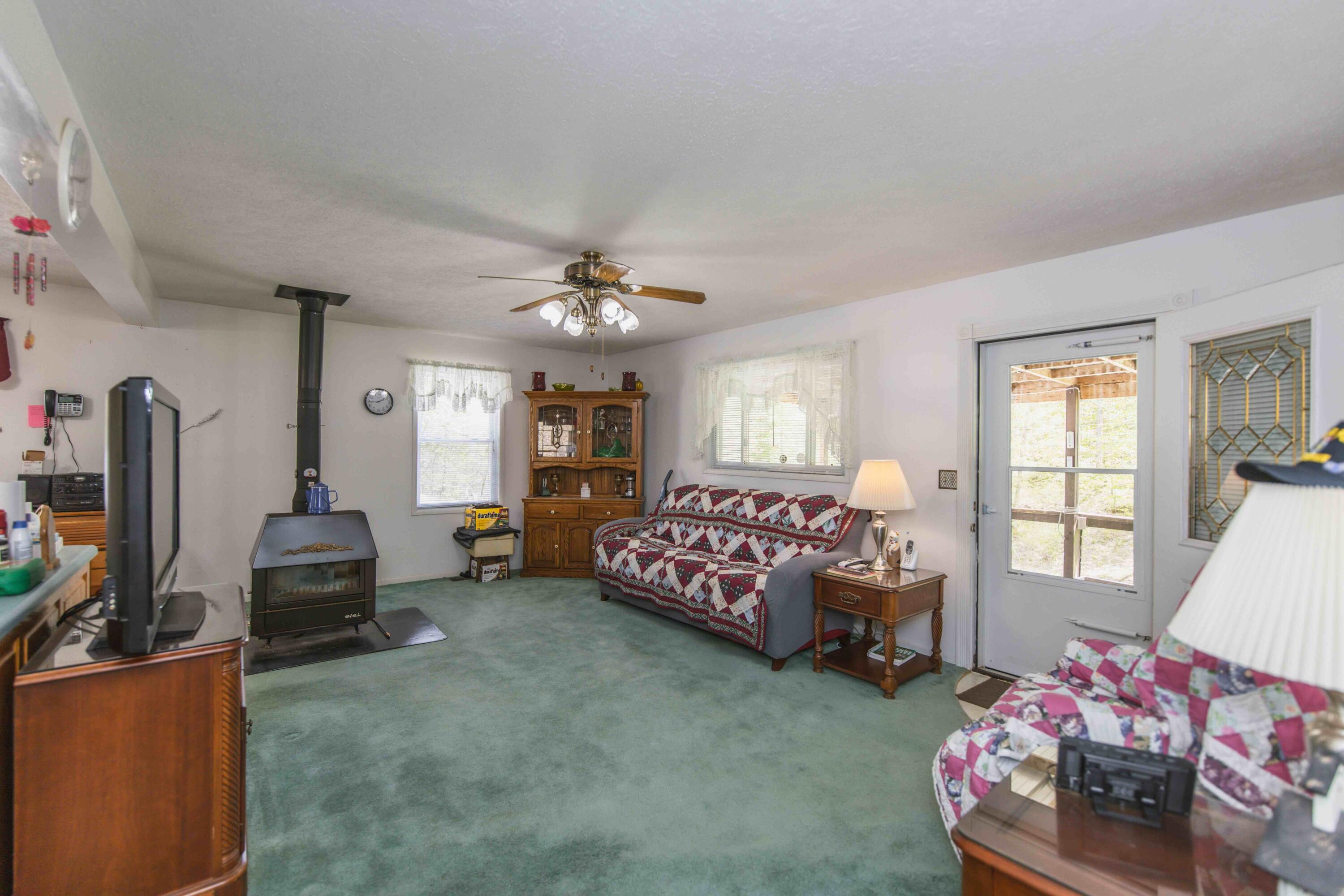 395 Cedar Point Ridge Road McKee, KY 40447 - Photo 13 of 31 118A395810