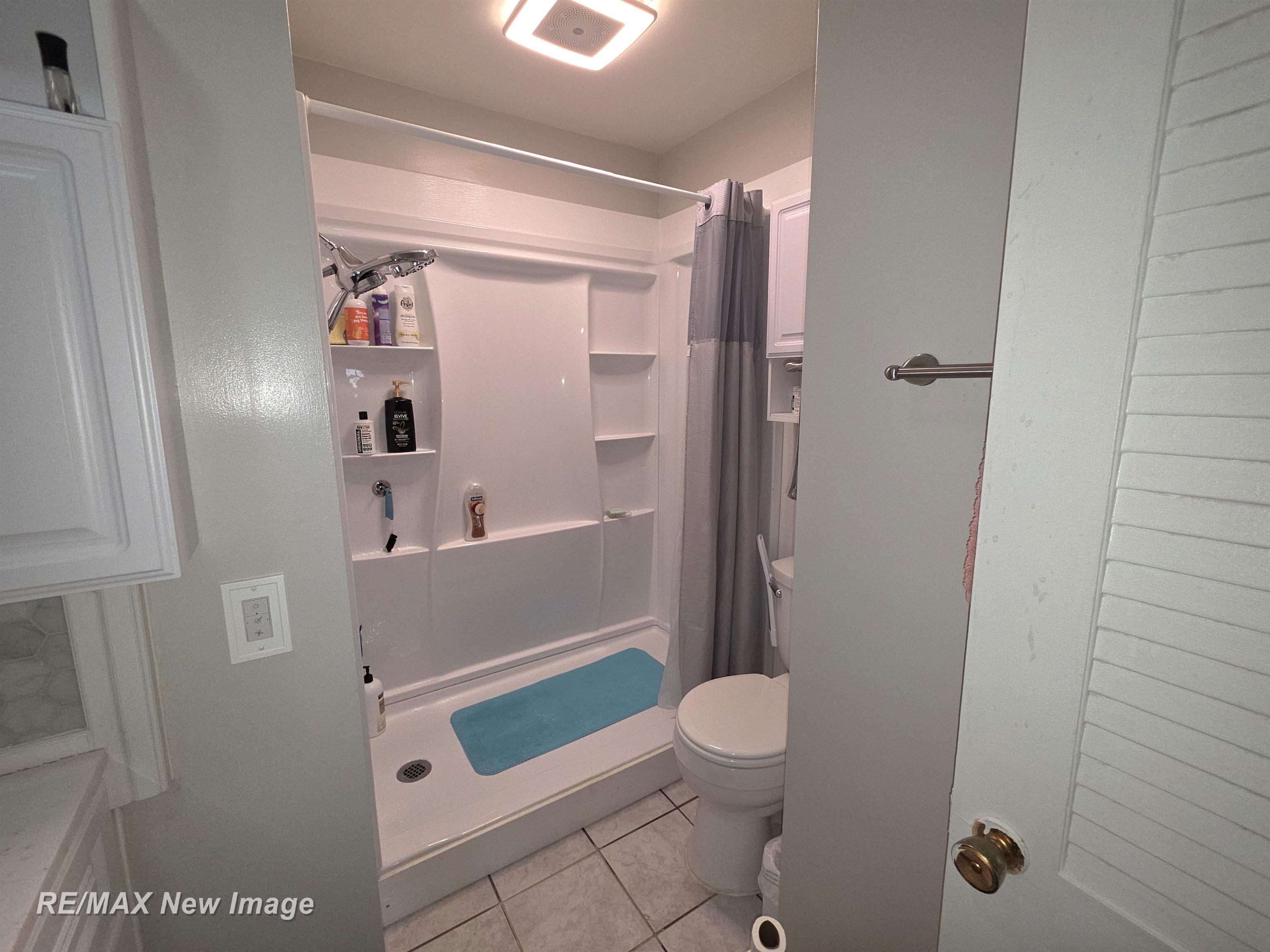2906 Brandon Street Flint, MI 48503 - Photo 19 of 42