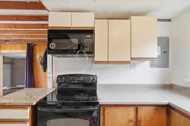 $289,000 | 2233 Highway 232, Marshfield, VT 05658