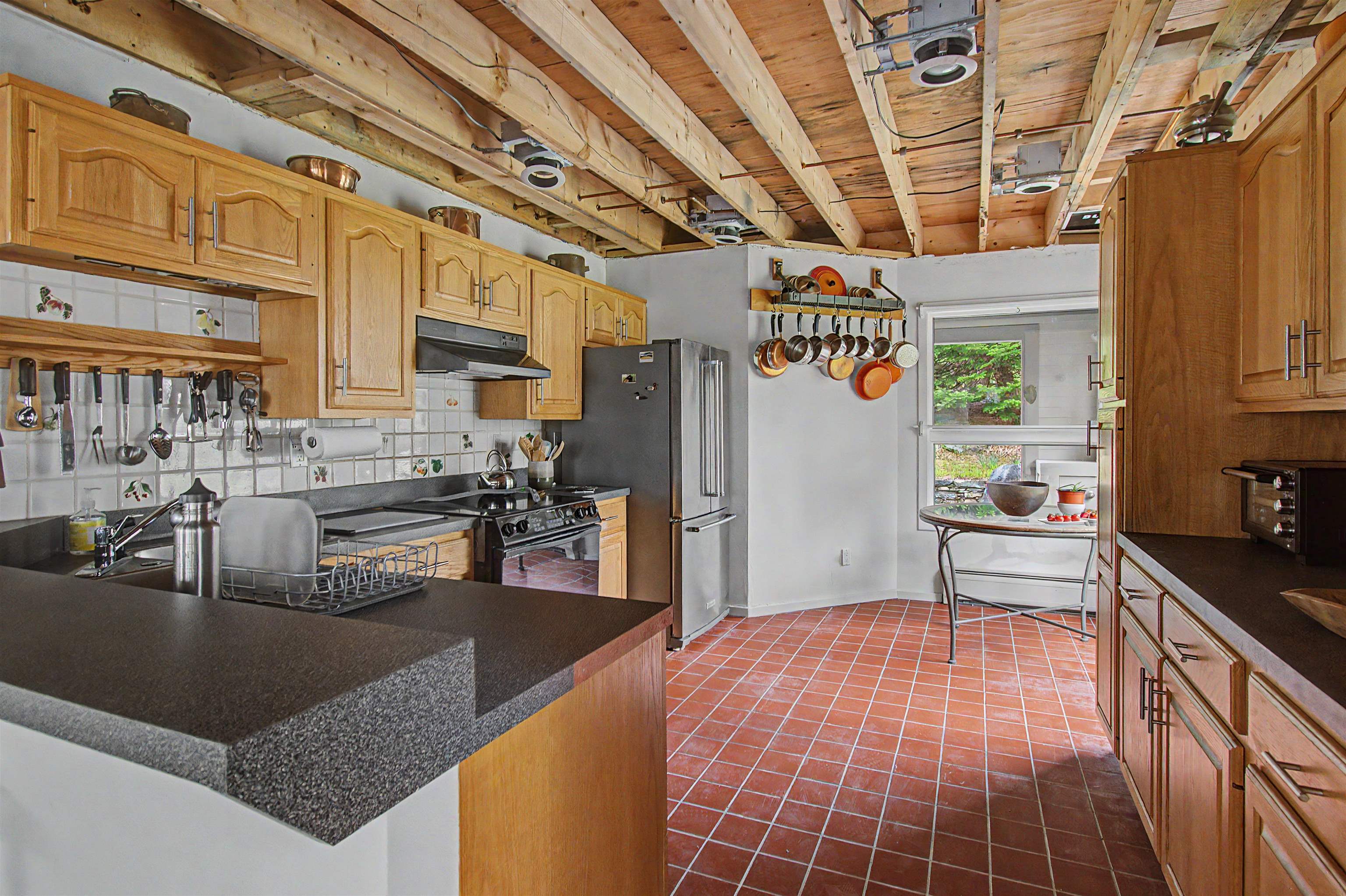 982 Brook Road, Unit 4 Stowe, VT 05672 - Photo 13 of 56