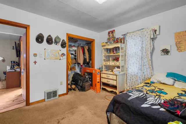 $200,000 | 1463 Eastman Avenue, Green Bay, WI 54302