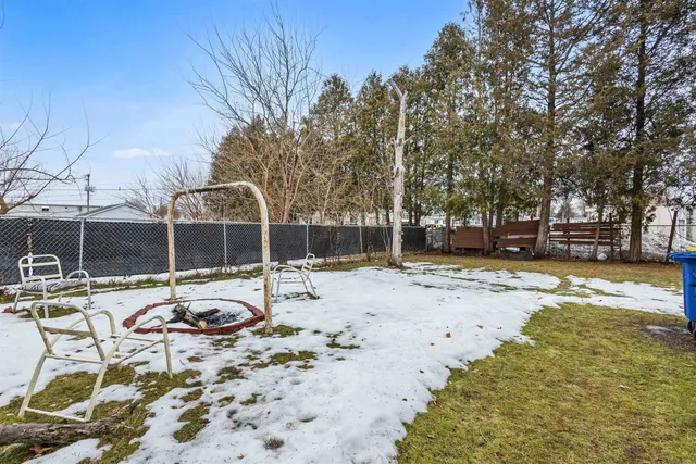 $200,000 | 1463 Eastman Avenue, Green Bay, WI 54302