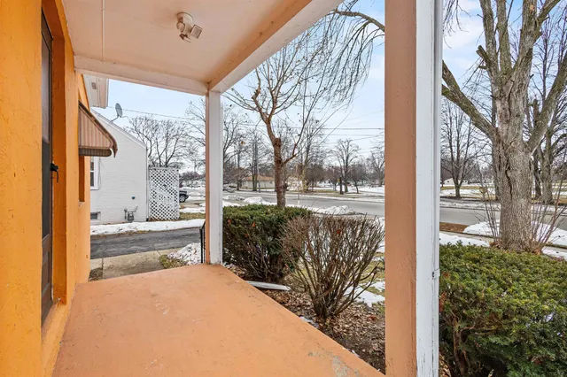 $200,000 | 1463 Eastman Avenue, Green Bay, WI 54302