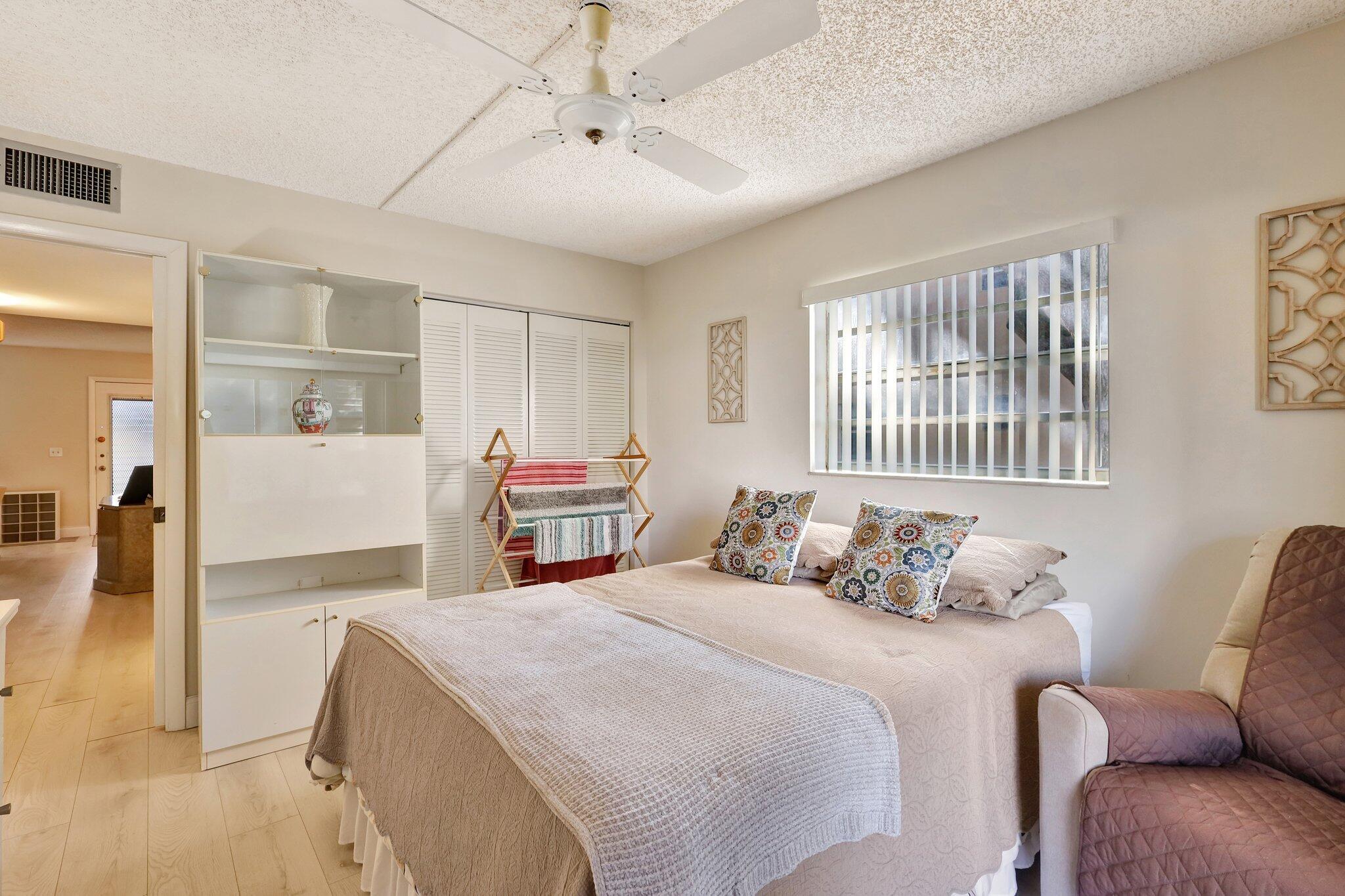 825 East Normandy Delray Beach, Unit R Delray Beach, FL 33484 - Photo 20 of 22 20-web-or-mls-_82A6440
