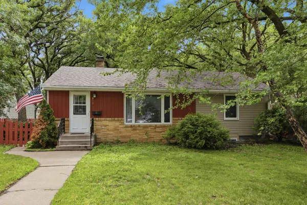 $220,000 | 915 River Avenue South, Sauk Rapids, MN 56379
