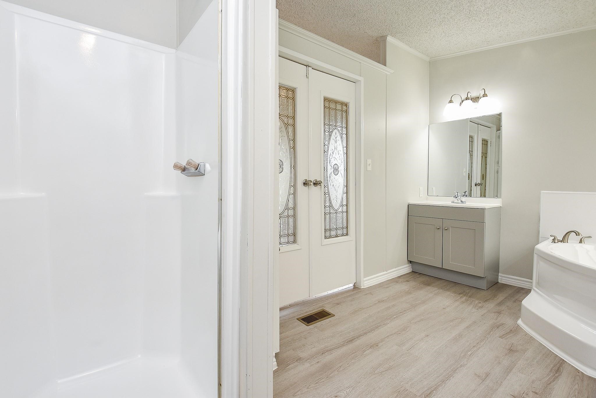 12754 Roy Harris Loop Conroe, TX 77306 - Photo 5 of 27