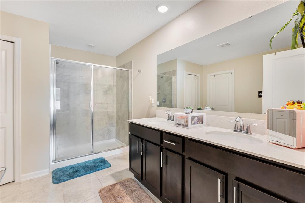 4479 Magnolia Ridge Court Kissimmee, FL 34746 - Photo 12 of 56